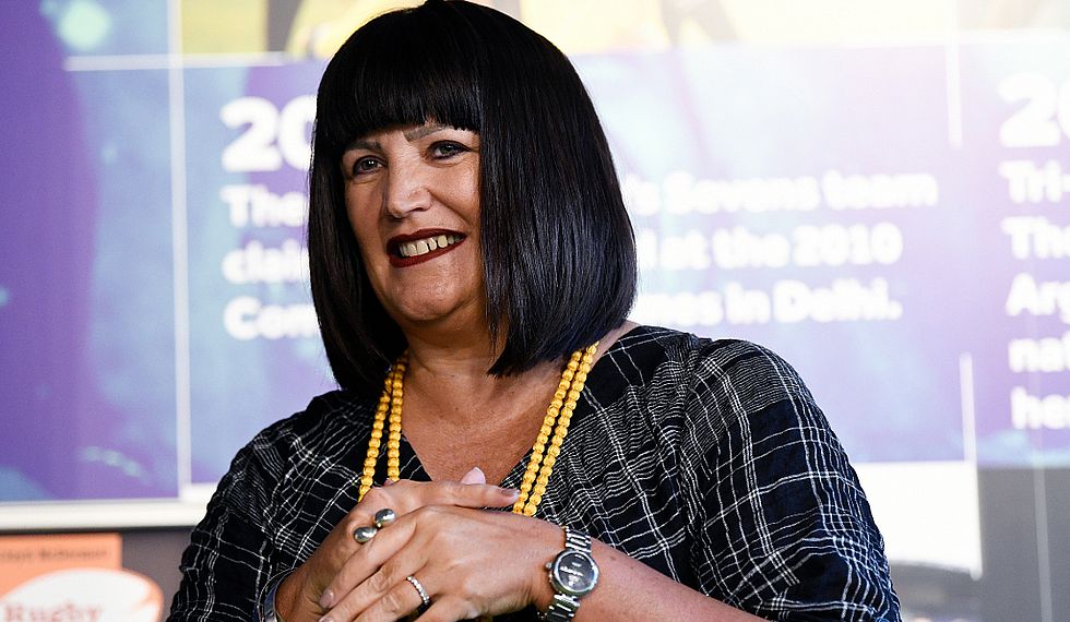 La directora del Rugby Australia se redujo su sueldo el 65%