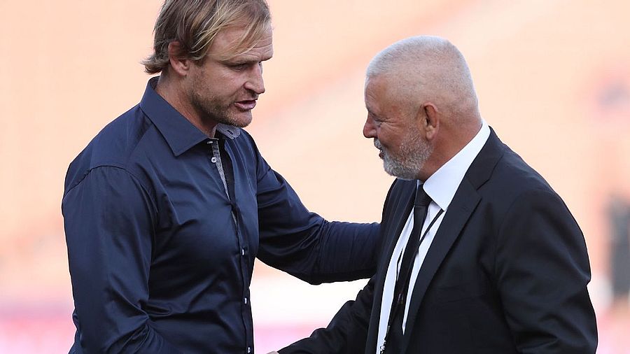 Scott Robertson: “Le dije a Gatland que me encantaría ayudarlo si puedo”