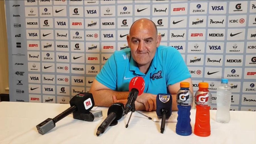 Mario Ledesma: “Maradona era un enamorado de nuestra bandera y siempre la defendió con alma y vida”