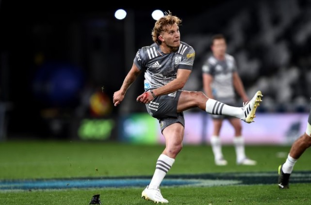 McKenzkie le dio la victoria a Chiefs