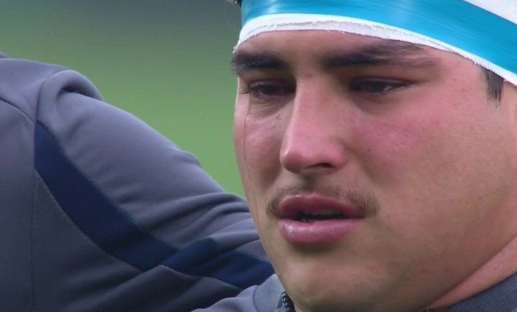 A Nemer se le piantó un lagrimón con el himno argentino