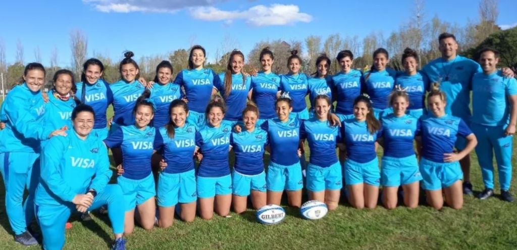 La ex levantadora de pesas Natalia Díaz aportándole al rugby argentino