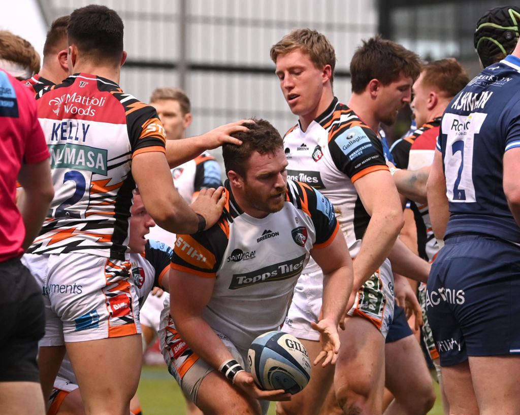 Gallagher Premiership: Sale Sharks bajó a tierra a Leicester Tigers