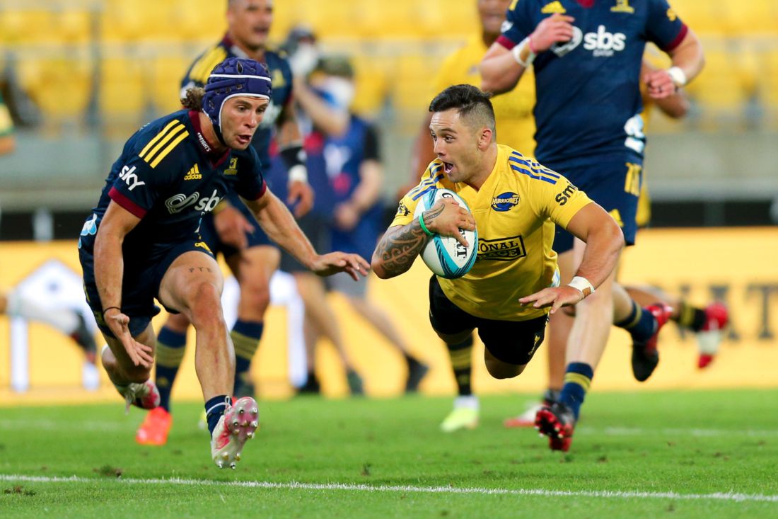 Super Rugby Pacific: Festejos de Blues, Hurricanes y Brumbies