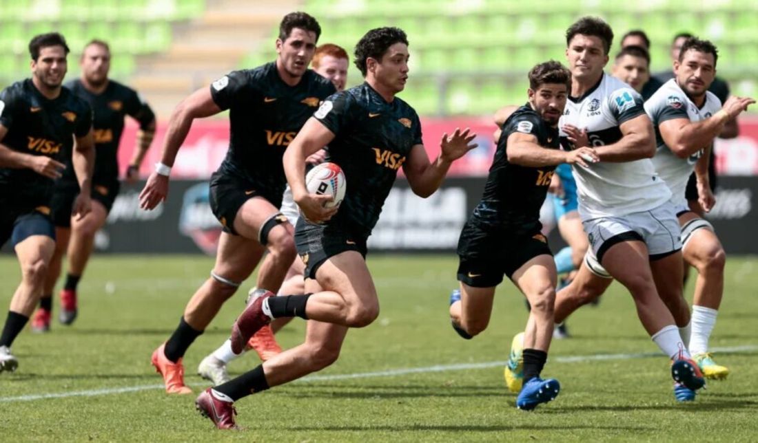 Martín Bogado sigue pisando fuerte en Jaguares XV