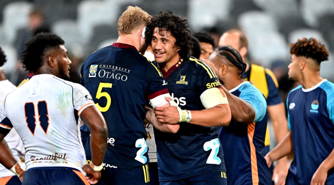 Super Rugby Pacific: Victorias de Highlanders y Melbourne Rebels