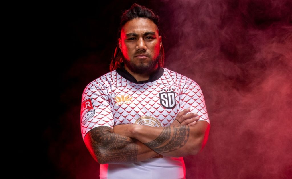 Ma’a Nonu la sigue rompiendo a los 39 años