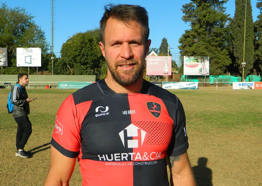 Fernando Luna parte rumbo a España