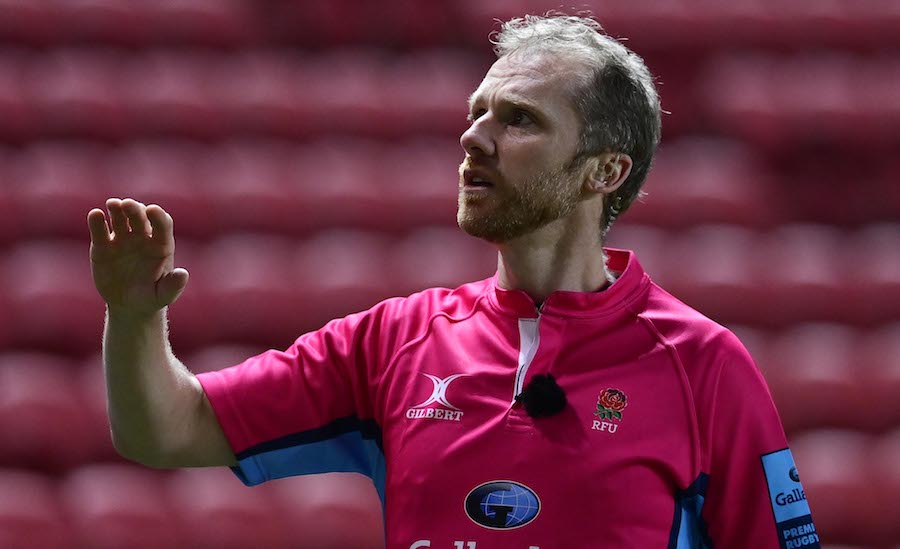 6 Naciones: Wayne Barnes suma un nuevo récord