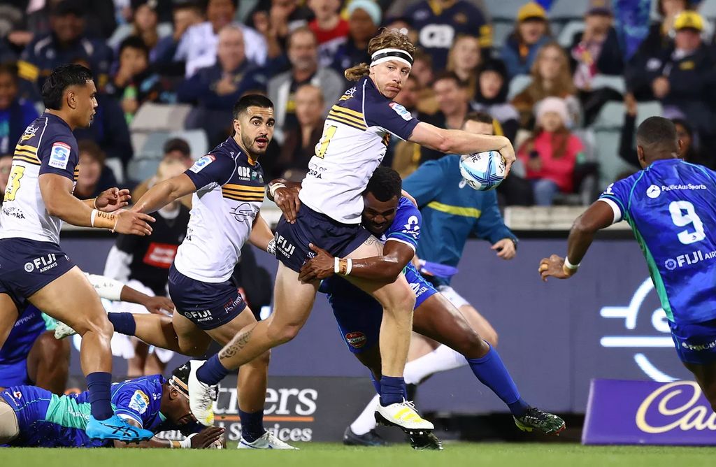 Súper Rugby Pacific: En un partidazo, Brumbies le ganó a Fijian Drua y es único líder