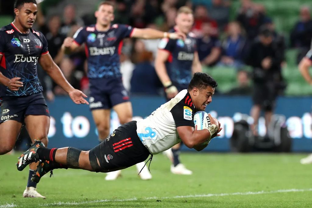 Super Rugby Pacific: Triunfos de Chiefs y Crusaders