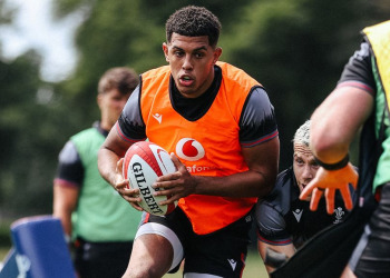 Gales tuvo un día distinto en su preparación a la Copa del Mundo