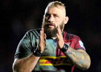 Steve Borthwick mantiene en el plantel a dos históricos