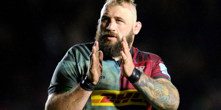 Steve Borthwick mantiene en el plantel a dos históricos