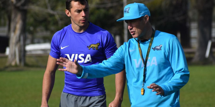 “La incorporación del área psicológica a la estructura de trabajo de las Academias es, sin duda, un aporte cualitativo”