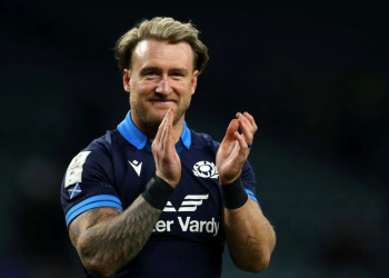 Stuart Hogg se retira con “efecto inmediato”