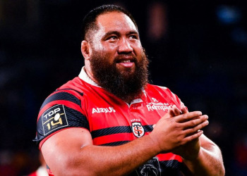 Se enfrentan dos rivales directos de Los Pumas en el Mundial