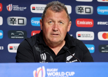 Ian Foster: “Lo bueno es que jugamos contra un equipo que tiene confianza”