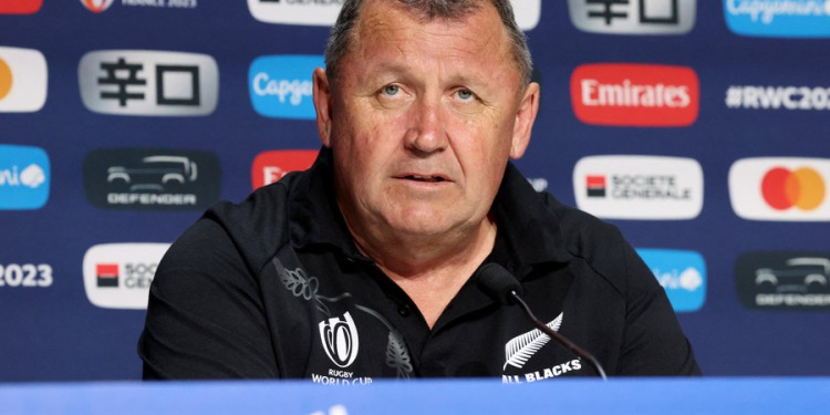 Ian Foster: “Lo bueno es que jugamos contra un equipo que tiene confianza”