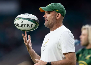 Jacques Nienaber: “Nos sentimos cómodos con el riesgo que estamos asumiendo”