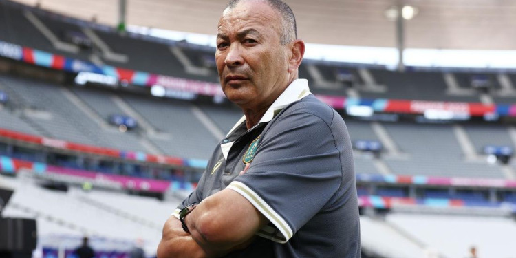 Eddie Jones: “Seguimos con vida”