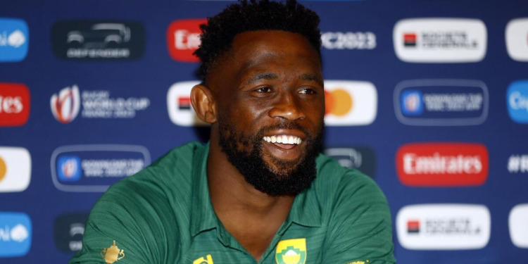 Siya Kolisi: “Jugamos por nuestra nación, ya no se trata de nosotros en la cancha”
