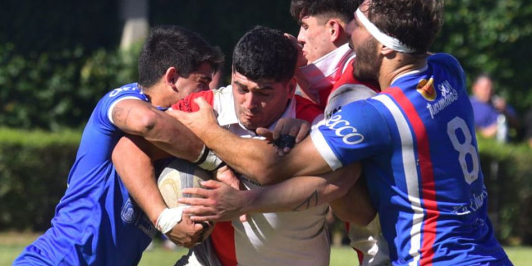 Torneo del Interior B: Universitario viaja a Mendoza en busca del título