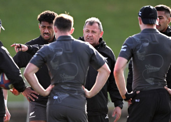 La familia de Ian Foster sufrió un mal momento en París