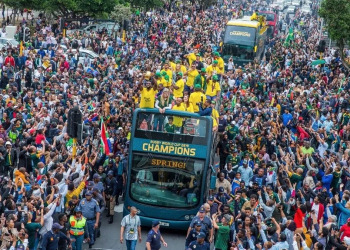 Siya Kolisi: “Dijimos que queríamos ayudar a construir la nación a través del rugby”