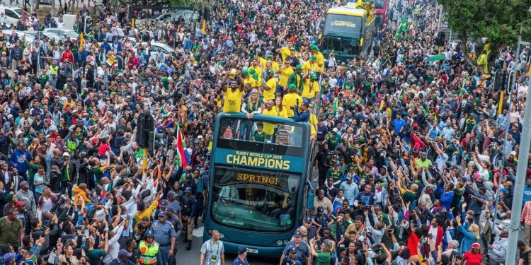 Siya Kolisi: “Dijimos que queríamos ayudar a construir la nación a través del rugby”