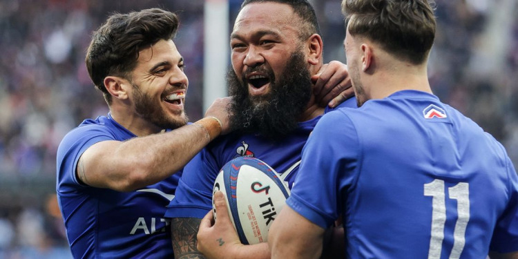 Fabien Galthie convence a una estrella para que no se retire