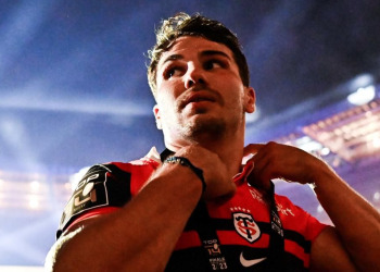 Antoine Dupont nombrado mejor jugador del Top 14