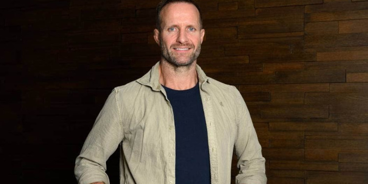 Campbell Johnstone, el primer All Blacks que declaró abiertamente ser gay