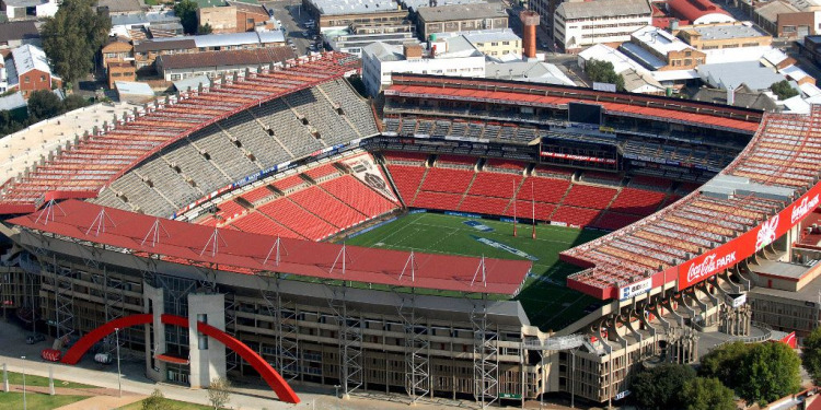 ¿Por qué el estadio icónico Ellis Park está prácticamente vacío?