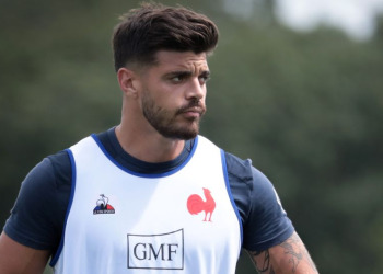 Romain Ntamack: “Espero volver entre finales de marzo y principios de abril de 2024”