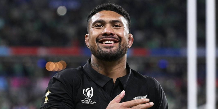 Ardie Savea, elegido el jugador del año en Nueva Zelanda