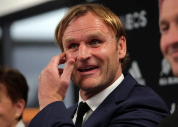 Scott Robertson tiene un nombre en su cabeza para liderar a los All Blacks