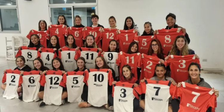Seven de la República Femenino: Plantel Juvenil y Mayor de Córdoba 7s