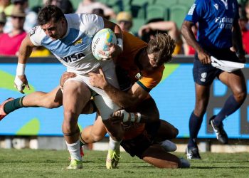 John Manenti: “Luciano González Rizzoni es una bola de demolición en el centro de la cancha”