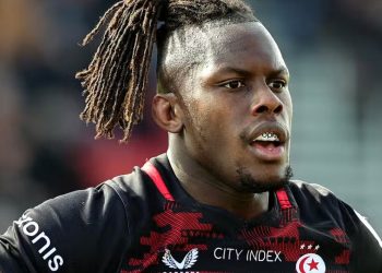 Maro Itoje se queda en Saracens