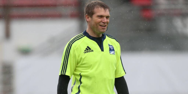 Un ex árbitro es el hombre más rico del rugby con un patrimonio neto de £ 39,3 millones