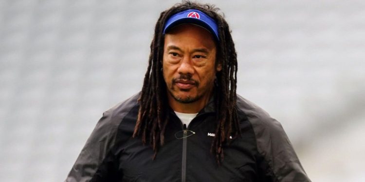 Súper Rugby Pacific: Tana Umaga afronta un difícil desafío