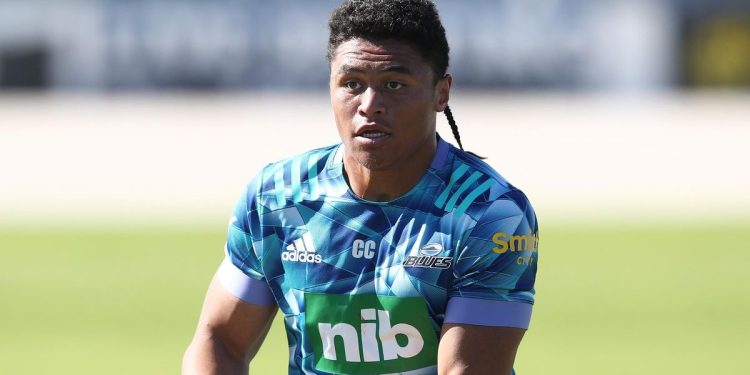 ¿Por qué Caleb Clarke bajó 7 kilos?