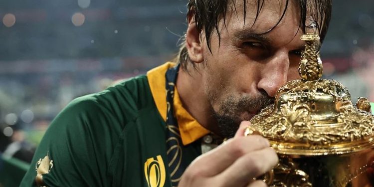 Etzebeth se ríe de la burla sobre la final del Mundial