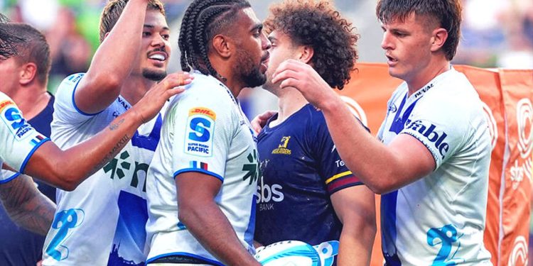 Súper Rugby Pacific: La súper fecha comenzó con victorias de Blues y Rebels