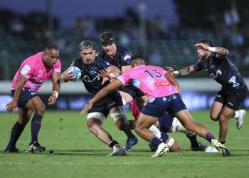 Súper Rugby Pacific: Arranque arrollador de Huricanes y Brumbies