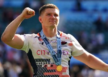 En Saracens empiezan a despedir a su número 10