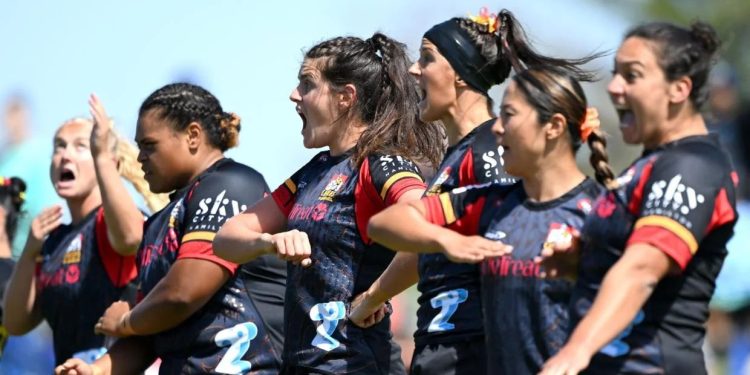 Super Rugby Aupiki: Dos jugadoras de Chiefs se negaron a realizar el haka