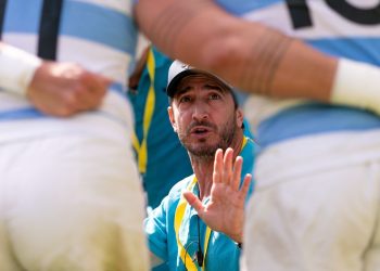 Santiago Gómez Cora: “Lo de Moneta afecta por que es un chico que nos da mucha confianza”