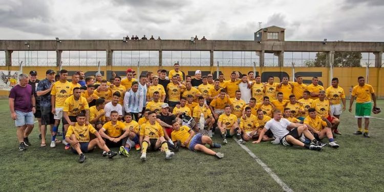 Espartanos: revolucionó las cárceles con un equipo de rugby y ahora quiere exportar sus presos pacificados a otros penales